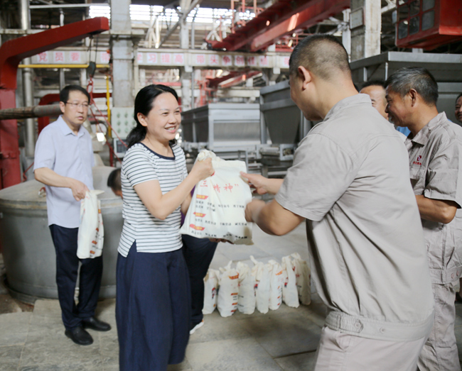 EA7A1601_副本_副本.jpg EA7A1601_副本_副本.jpg